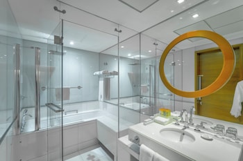 majestic premier hotel bur dubai