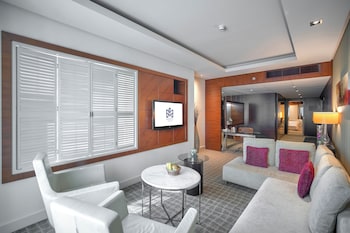 majestic premier hotel bur dubai