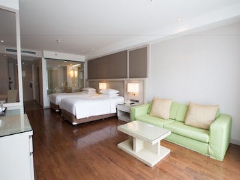 signature pattaya hotel