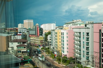 signature pattaya hotel