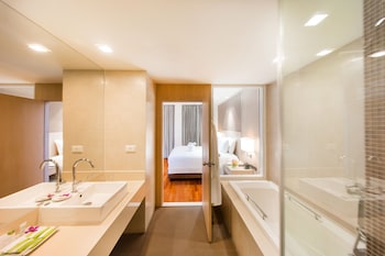 signature pattaya hotel