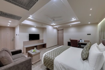 the fern residency ellisbridge ahmedabad