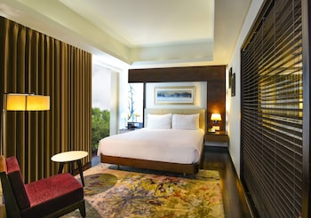 doubletree by hilton gurugram baani square