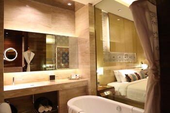 taj city centre gurugram