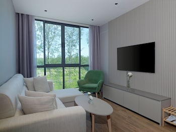 la green hotel and residence