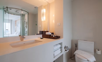 centara watergate pavilion hotel bangkok