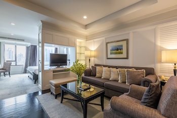 cape house langsuan hotel