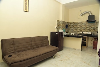 hotel royal awas