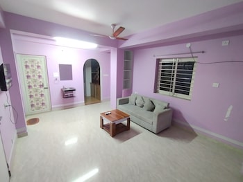 the lakeview classic homestay