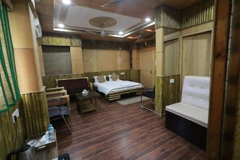 hotel himalaya agartala