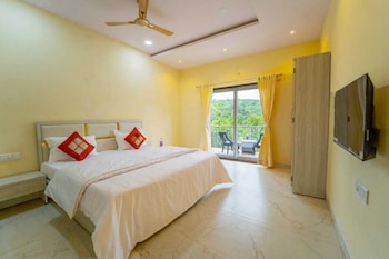 breeze mount villa