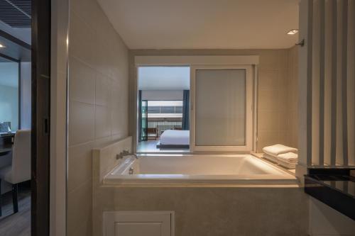 andamantra resort and villa phuket