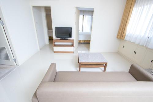 thomson hotel huamark