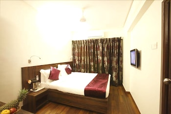 hotel plaza chembur