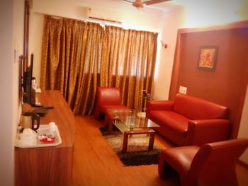 hotel plaza chembur