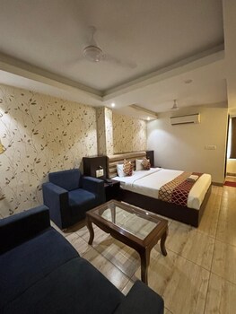 hotel sharon residency
