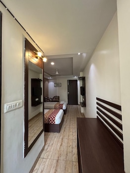hotel sharon residency