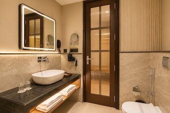 lotus vista hotel