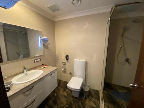 parkside hotel and apartments