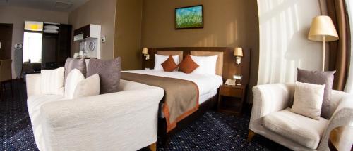 parkside hotel and apartments