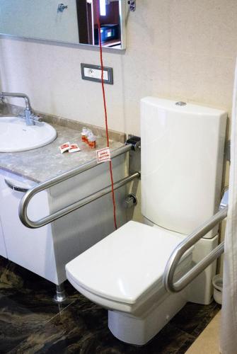 parkside hotel and apartments