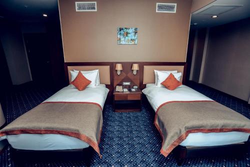 parkside hotel and apartments