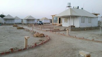 savi camps jaisalmer