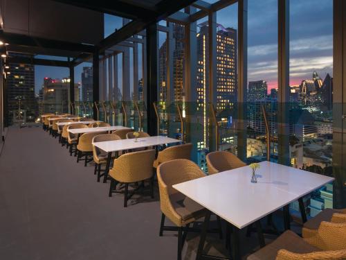 solitaire bangkok sukhumvit 11