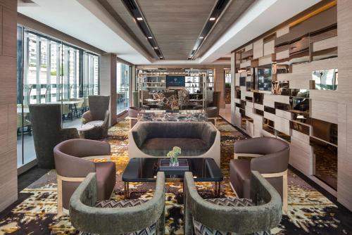 solitaire bangkok sukhumvit 11