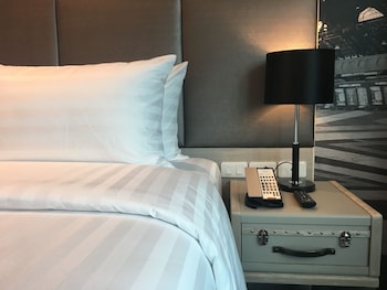 mercure bangkok makkasan