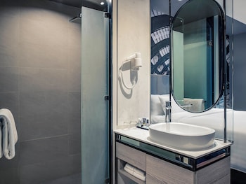 mercure bangkok makkasan