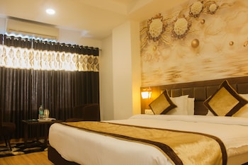 solitaire hotel and resort