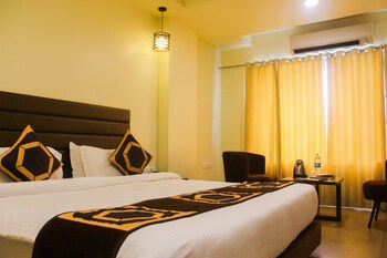 solitaire hotel and resort