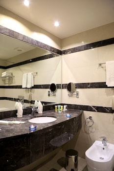 grand east hotel resort and spa dead sea