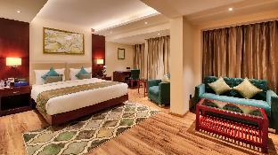 golden tulip essential jaipur