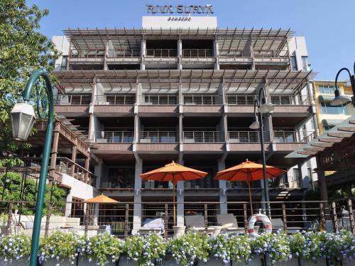riva surya bangkok