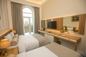 promenade hotel baku