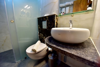 royal lotus view resotel