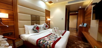 hotel makhan residency