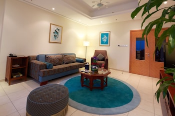 tamani marina hotel and hotel apartments