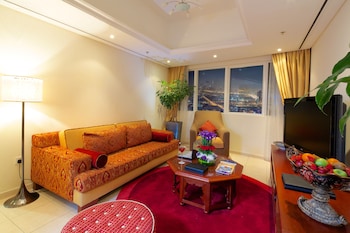 tamani marina hotel and hotel apartments