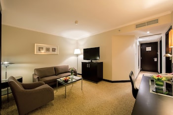 ramada plaza by wyndham dubai deira