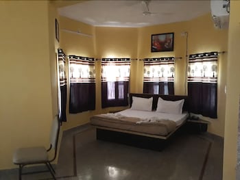 indraprasth heritage resort
