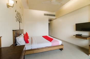 hotel dhiraj