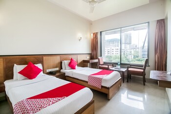 hotel dhiraj