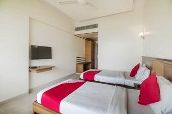 hotel dhiraj