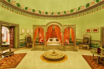 shiv niwas palace by hrh group of hotels