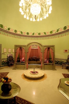 shiv niwas palace by hrh group of hotels