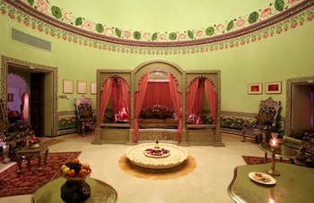 shiv niwas palace by hrh group of hotels