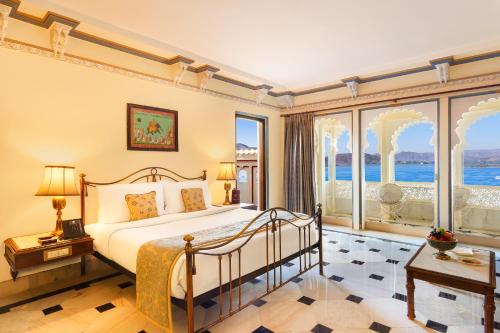 shiv niwas palace by hrh group of hotels